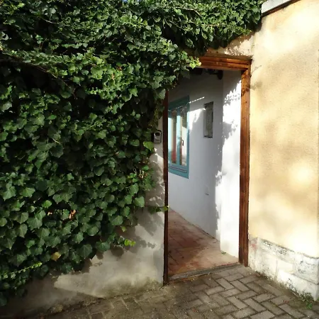 Tettyei Haziko Apartment Pecs