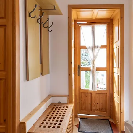 Apartment Tettyei Haziko Pecs