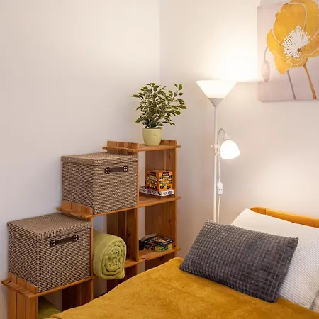 Apartment Tettyei Haziko Pecs