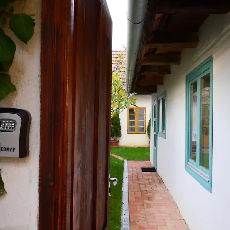 Tettyei Haziko Apartment *